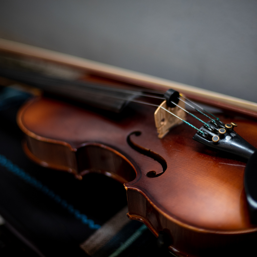 Oprawa muzyczna skrzypce