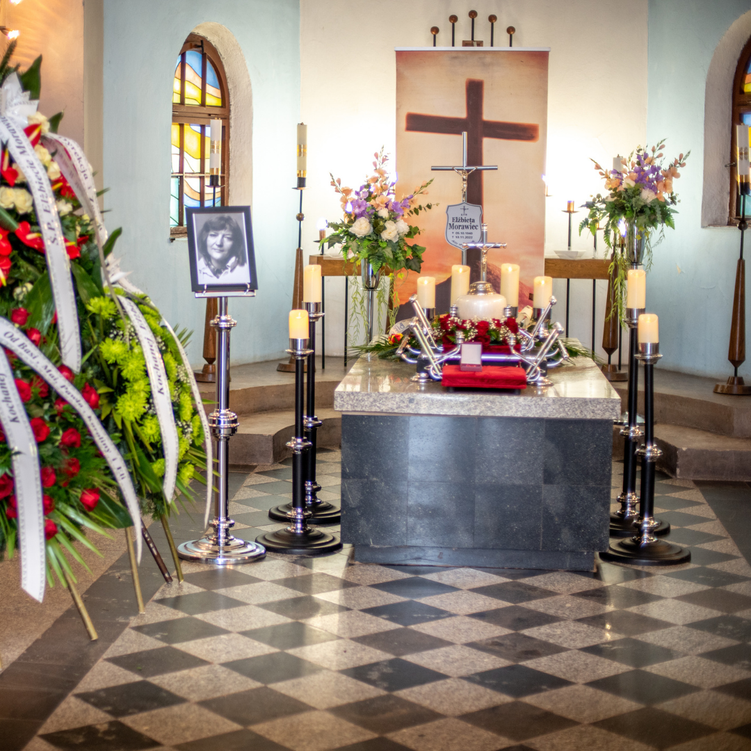 Karawan Mercedes Bok